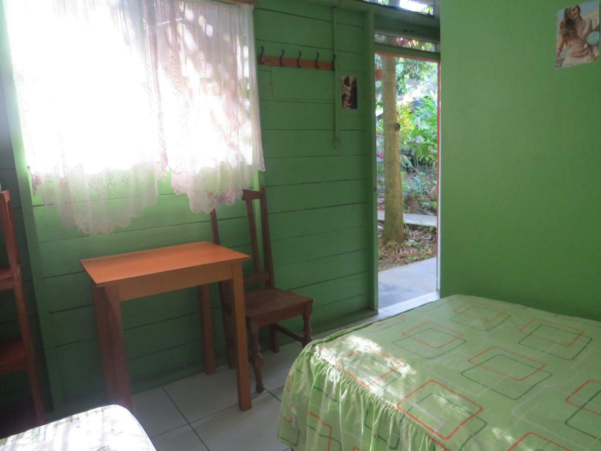 Tambopata Hostel Bambu Пуерто-Мальдонадо Екстер'єр фото
